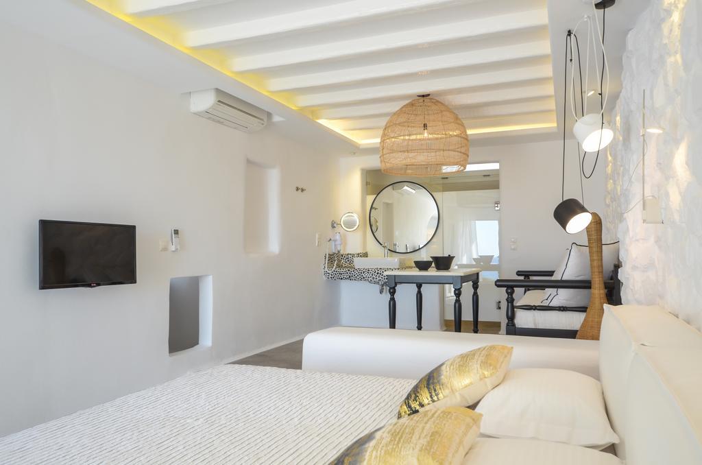 Cyano Suites Naxos City Exterior photo